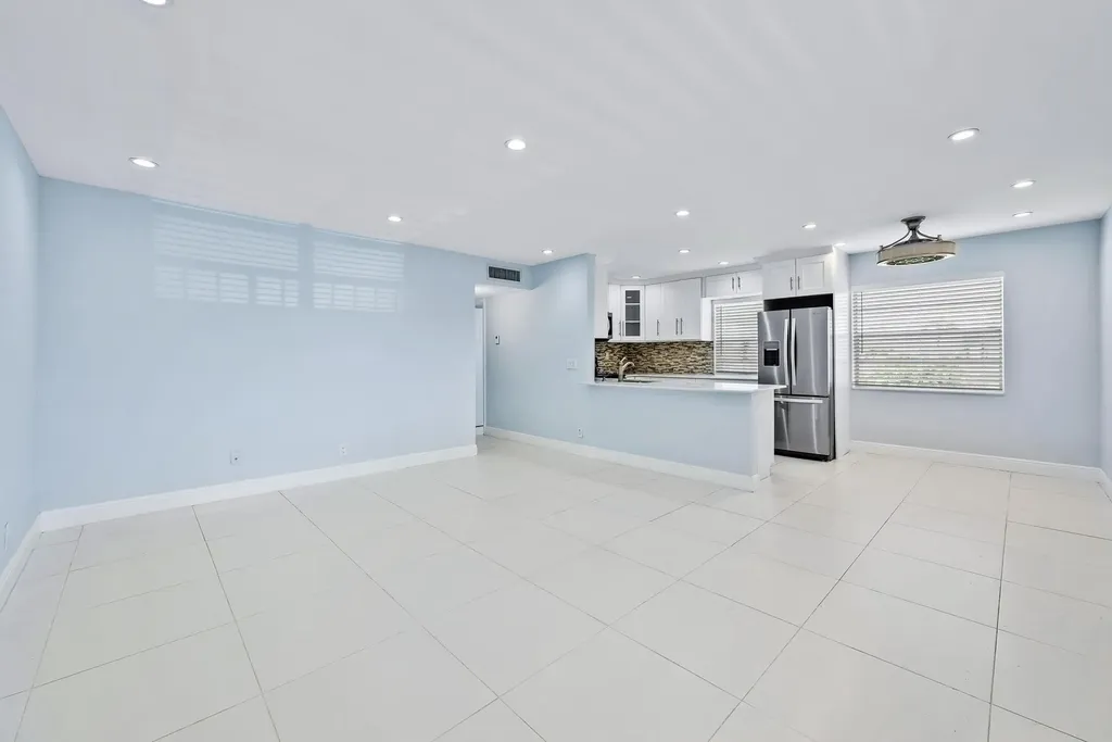 507 Capri K Delray Beach FL 33484