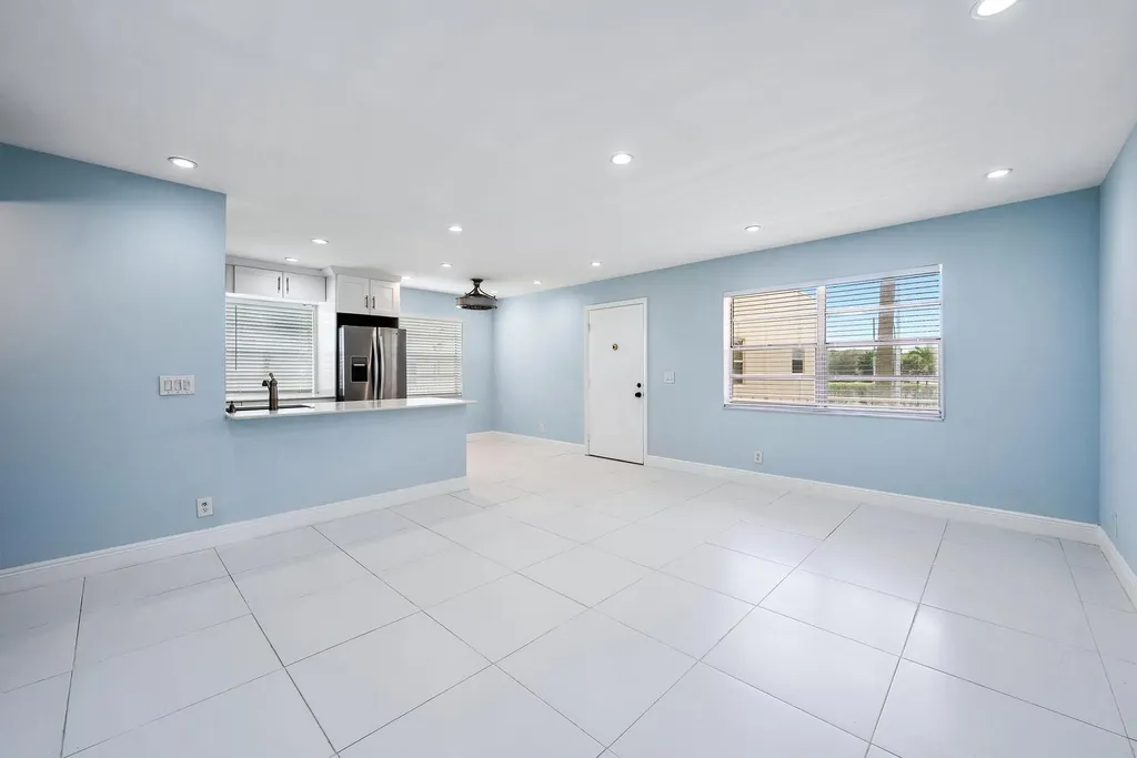 507 Capri K Delray Beach FL 33484