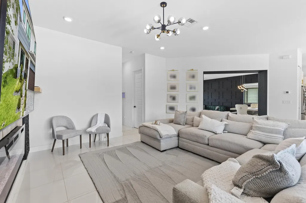 10855 Passage Way Parkland FL 33076