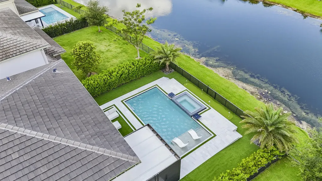 10855 Passage Way Parkland FL 33076