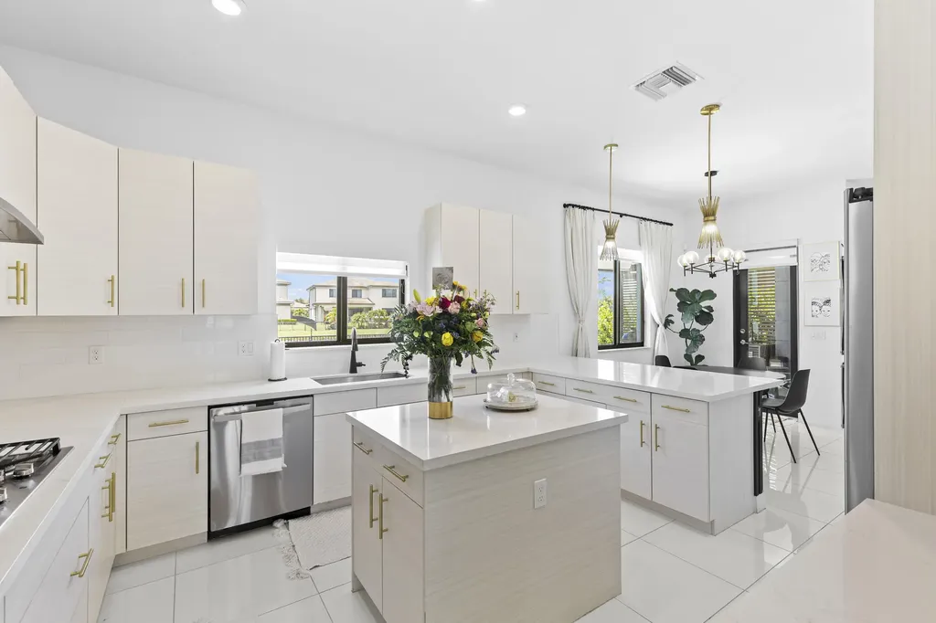 10855 Passage Way Parkland FL 33076