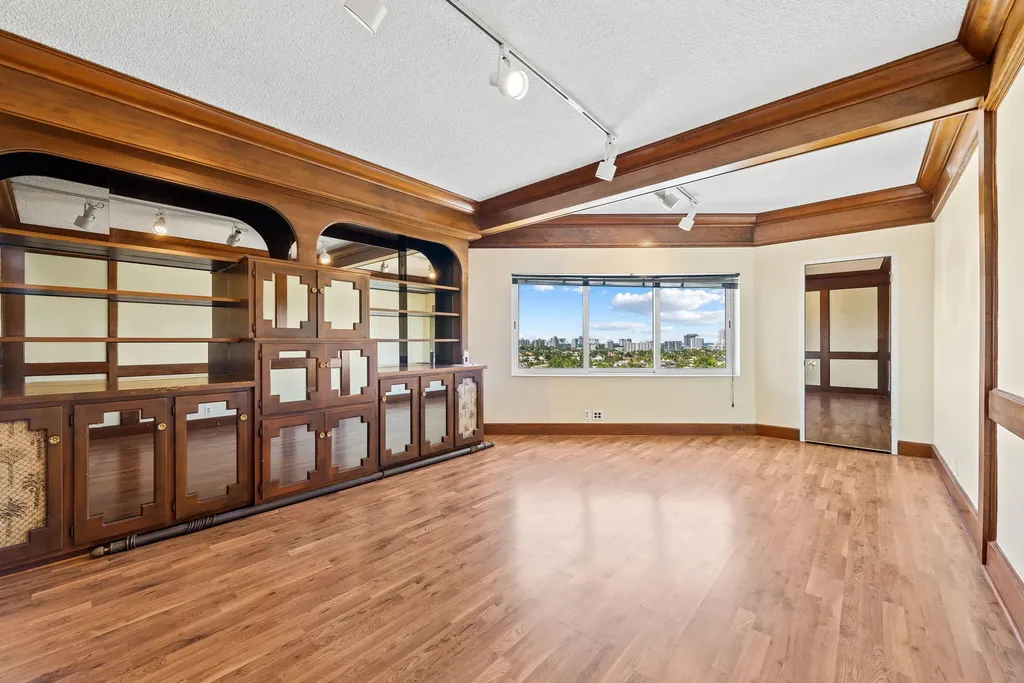 333 Sunset Drive Fort Lauderdale FL 33301