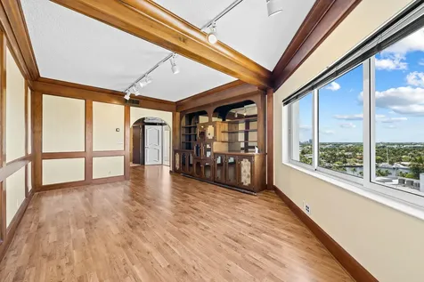 333 Sunset Drive Fort Lauderdale FL 33301