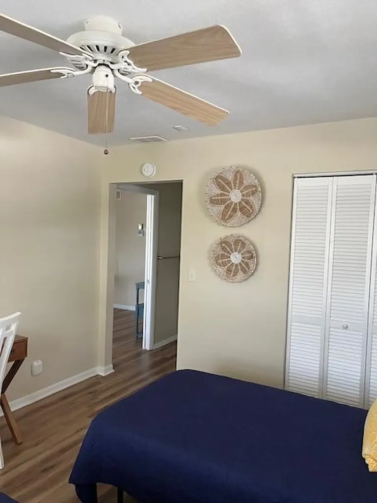 5500 Tamberlane Circle Palm Beach Gardens FL 33418