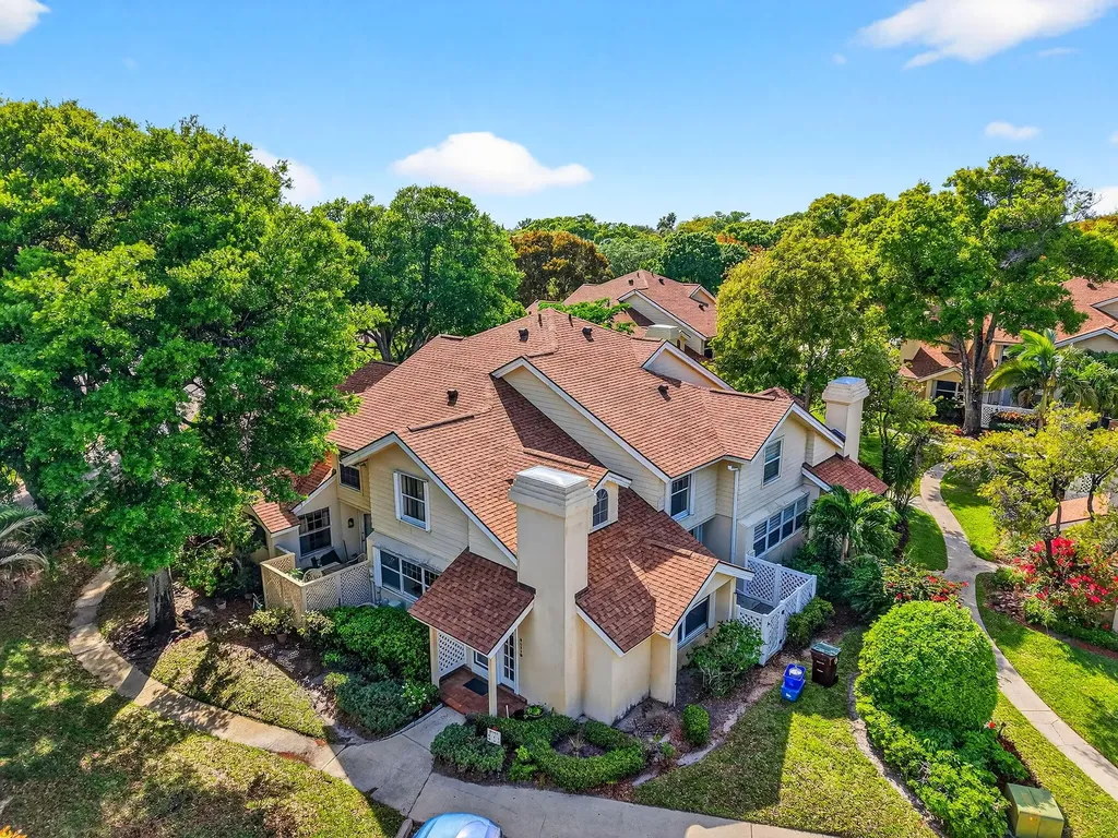 8111 Northboro Court Lake Clarke Shores FL 33406