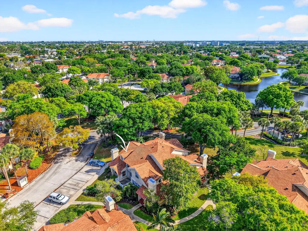 8111 Northboro Court Lake Clarke Shores FL 33406