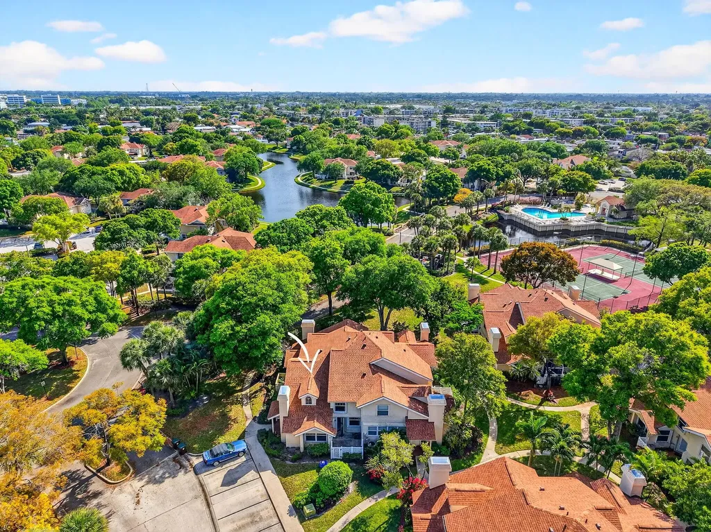 8111 Northboro Court Lake Clarke Shores FL 33406
