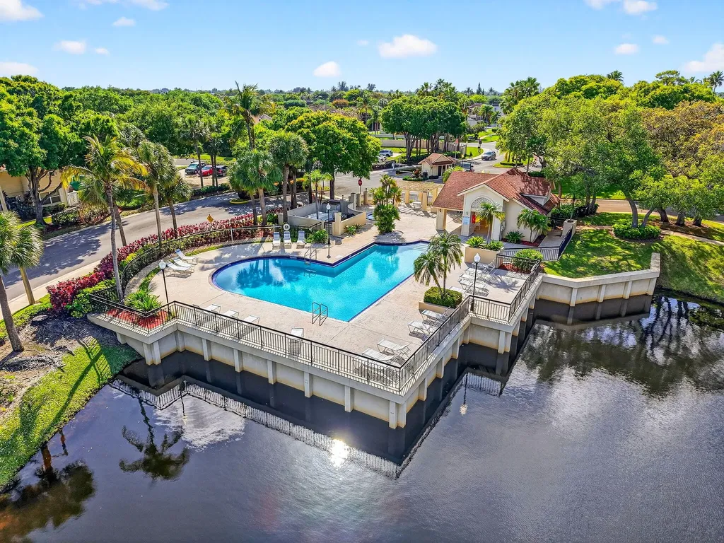 8111 Northboro Court Lake Clarke Shores FL 33406
