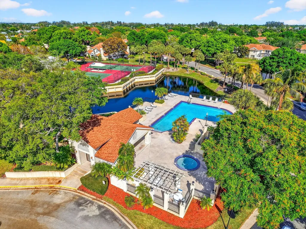 8111 Northboro Court Lake Clarke Shores FL 33406