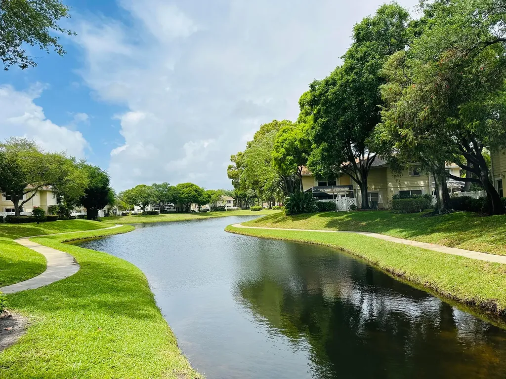 8111 Northboro Court Lake Clarke Shores FL 33406
