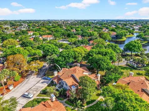 8111 Northboro Court Lake Clarke Shores FL 33406