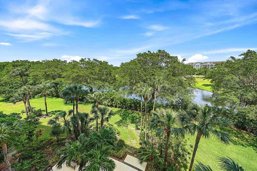 2450 Presidential Way West Palm Beach FL 33401
