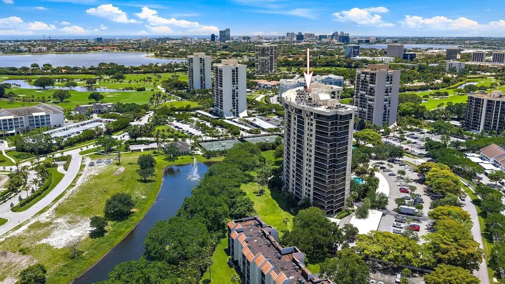 2450 Presidential Way West Palm Beach FL 33401