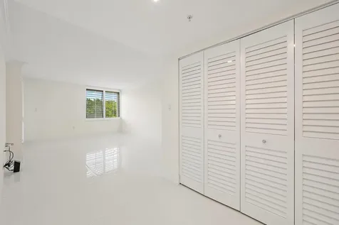 2450 Presidential Way West Palm Beach FL 33401