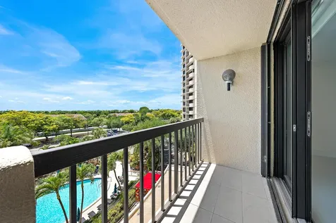 2450 Presidential Way West Palm Beach FL 33401