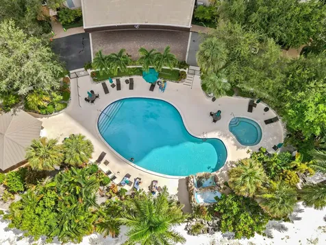 2450 Presidential Way West Palm Beach FL 33401