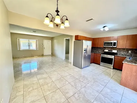 6133 Buchanan Street Hollywood FL 33024
