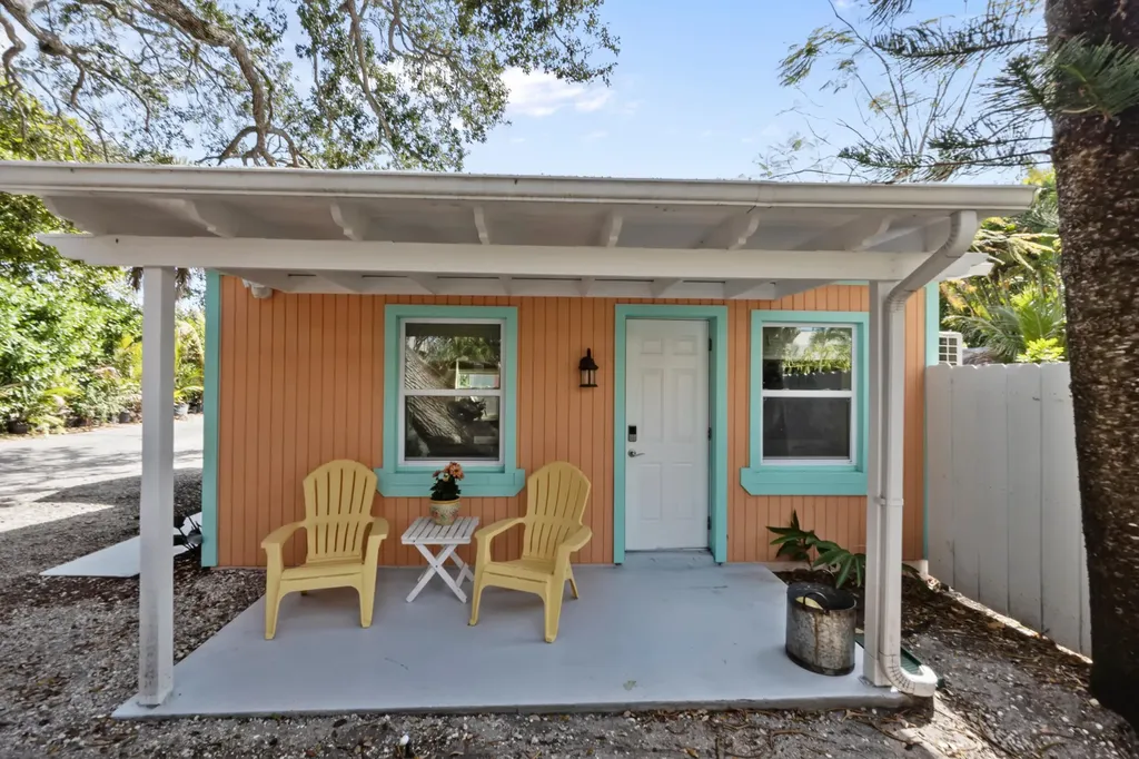 2394 Easy Street Palm Beach Gardens FL 33410