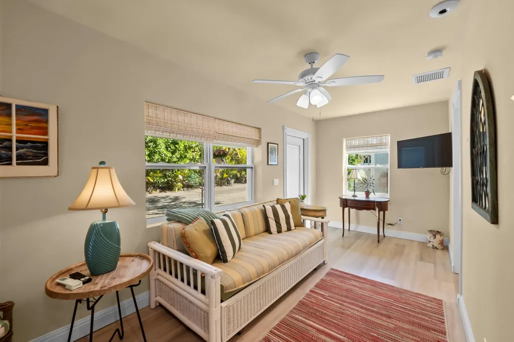 2394 Easy Street Palm Beach Gardens FL 33410