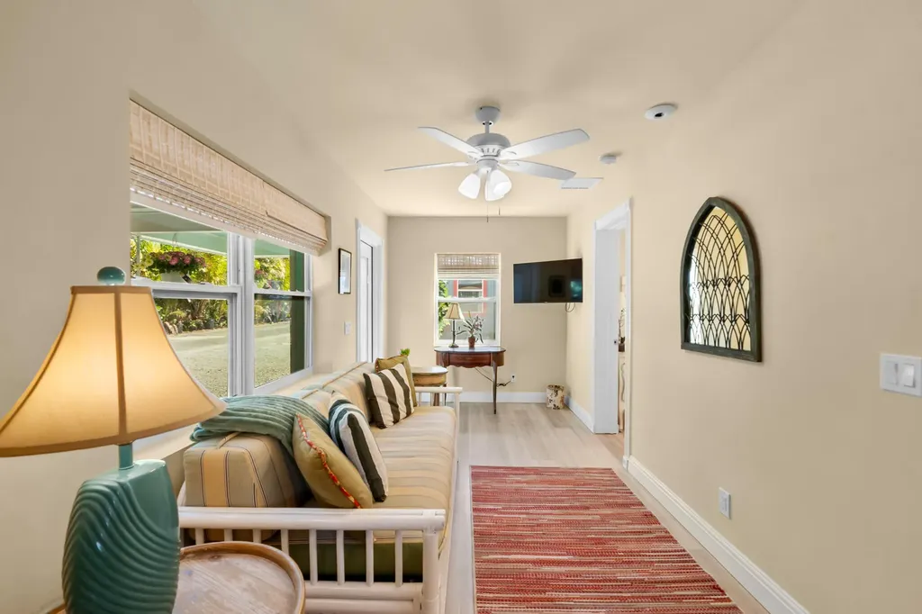 2394 Easy Street Palm Beach Gardens FL 33410