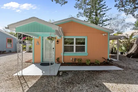 2394 Easy Street Palm Beach Gardens FL 33410