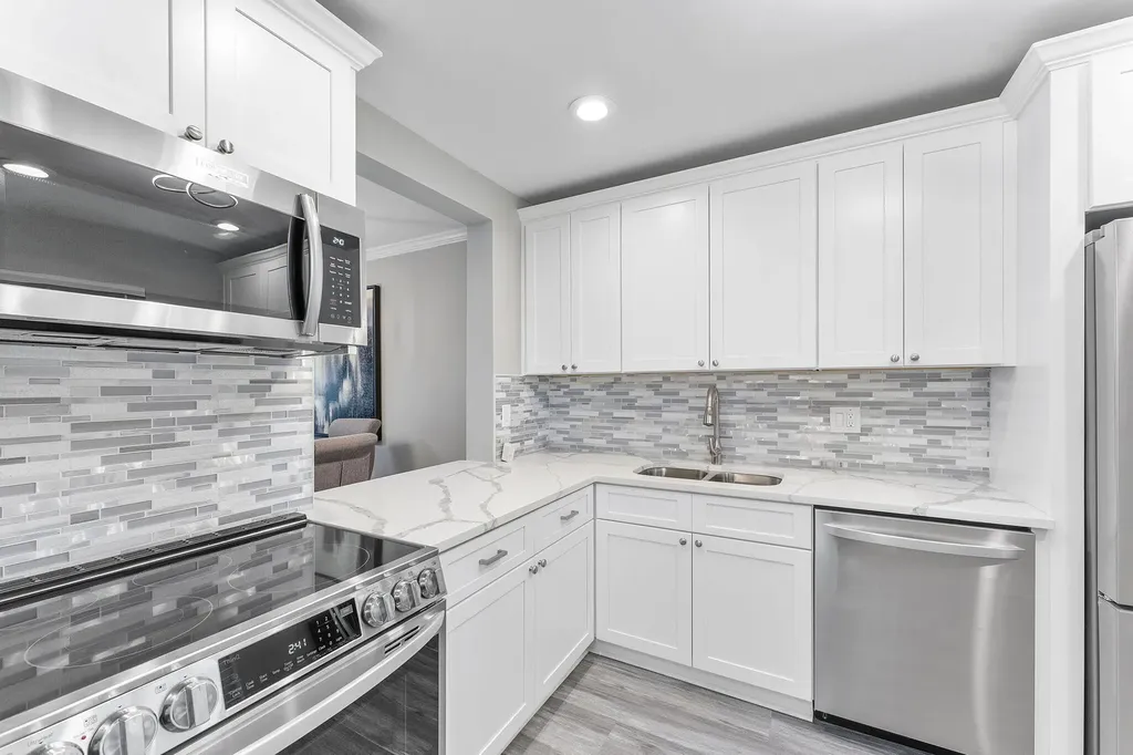 118 Lake Constance Drive West Palm Beach FL 33411