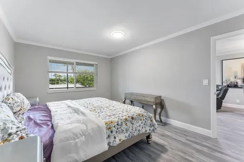 118 Lake Constance Drive West Palm Beach FL 33411