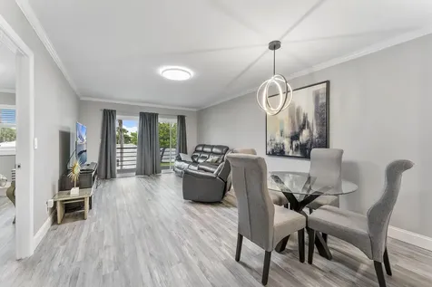 118 Lake Constance Drive West Palm Beach FL 33411