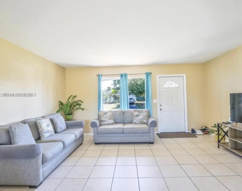 250 SW Homeland Road Port St Lucie FL 34953
