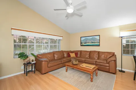 512 Cameron Drive Weston FL 33326