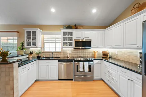 512 Cameron Drive Weston FL 33326
