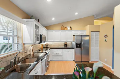 412 Cameron Weston FL 33326