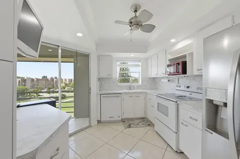3836 Via Poinciana Greenacres FL 33467