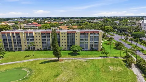3836 Via Poinciana Greenacres FL 33467