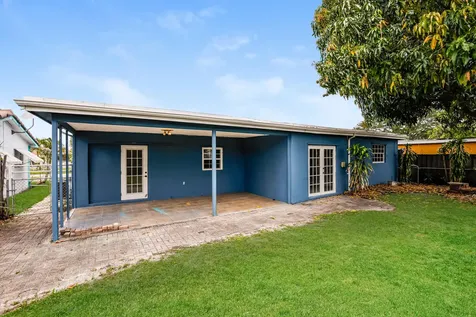 7824 Shalimar Street Miramar FL 33023