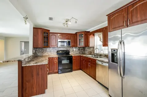 7824 Shalimar Street Miramar FL 33023