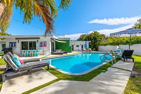 1627 Seabreeze Boulevard Fort Lauderdale FL 33316