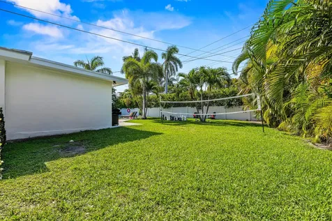 1627 Seabreeze Boulevard Fort Lauderdale FL 33316