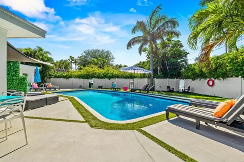 1627 Seabreeze Boulevard Fort Lauderdale FL 33316
