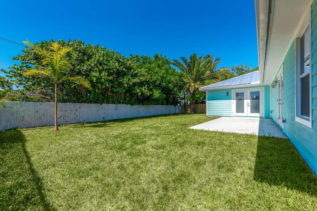 10600 SE Gomez Avenue Hobe Sound FL 33455