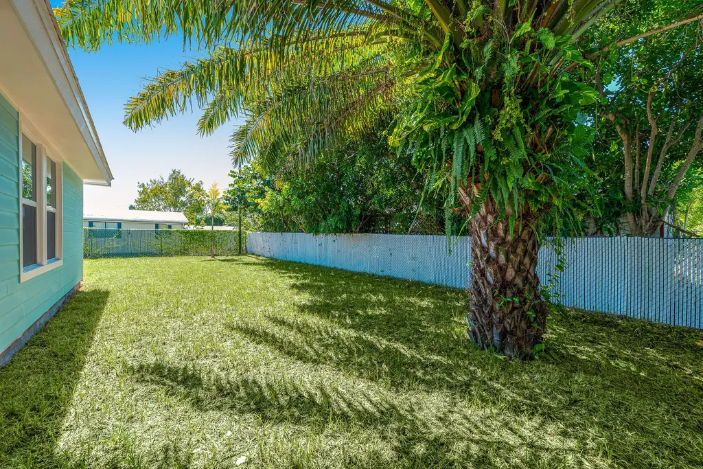 10600 SE Gomez Avenue Hobe Sound FL 33455