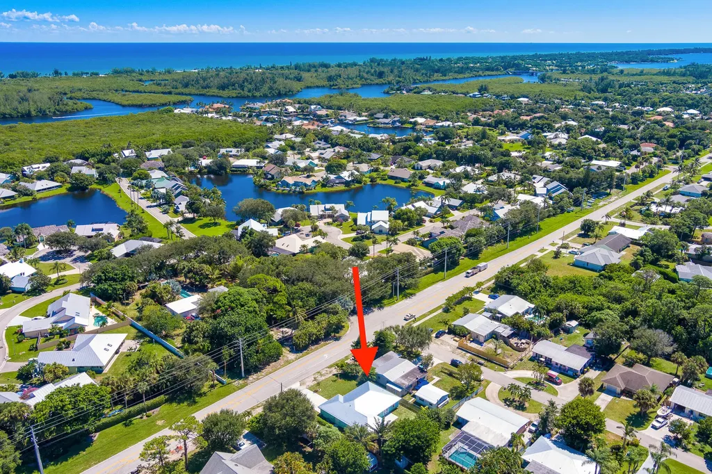10600 SE Gomez Avenue Hobe Sound FL 33455