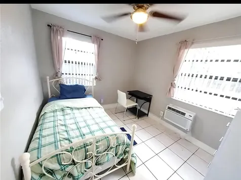 1621 NW 7th Terrace Fort Lauderdale FL 33311