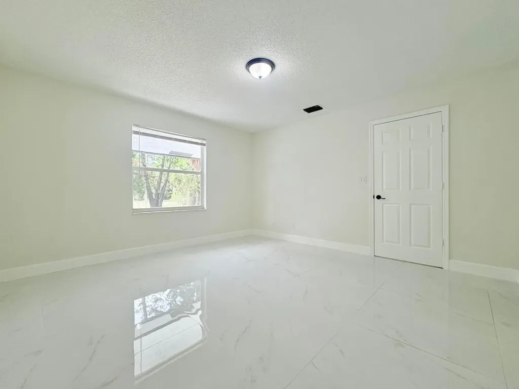 14523 Flamingo Road Loxahatchee Groves FL 33470