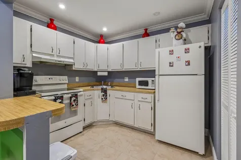 5773 La Paseos Drive Greenacres FL 33463