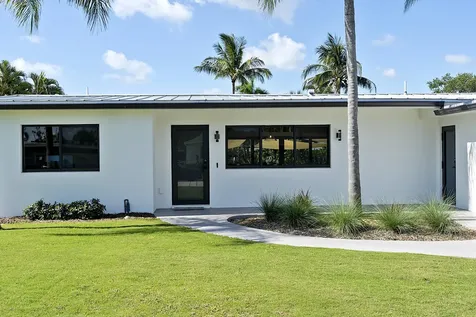 1510 Carandis Circle Lake Clarke Shores FL 33406