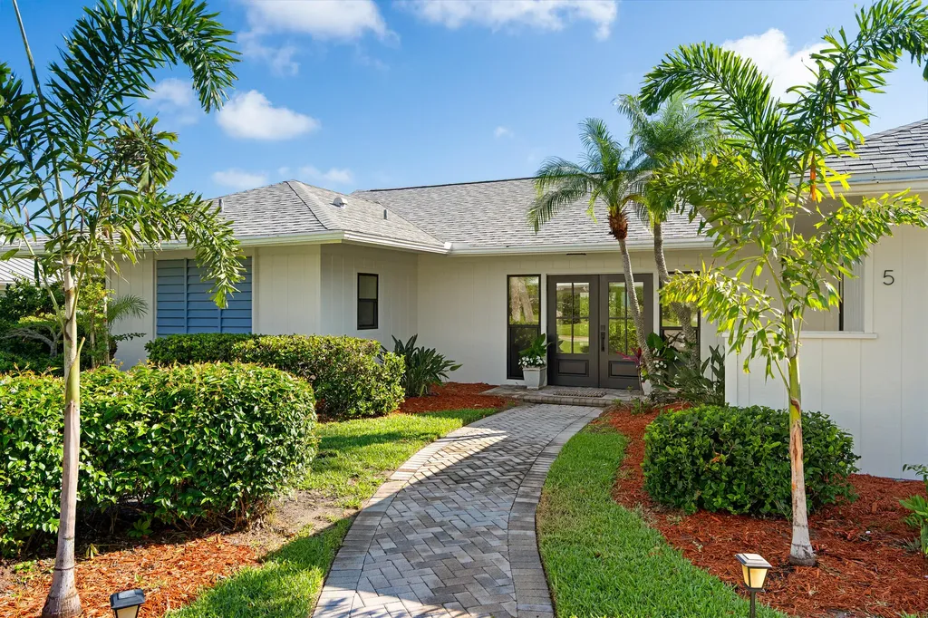 5 Cache Cay Drive Vero Beach FL 32963