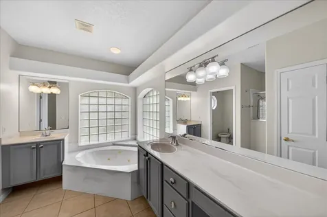 914 Sierra Place NE Palm Bay FL 32907