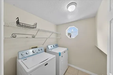 914 Sierra Place NE Palm Bay FL 32907