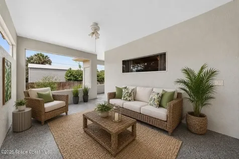914 Sierra Place NE Palm Bay FL 32907